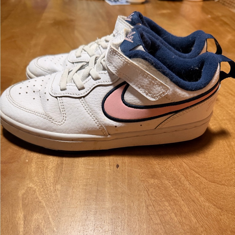 Nike Kids White and Pink Sneakers size 2.5
